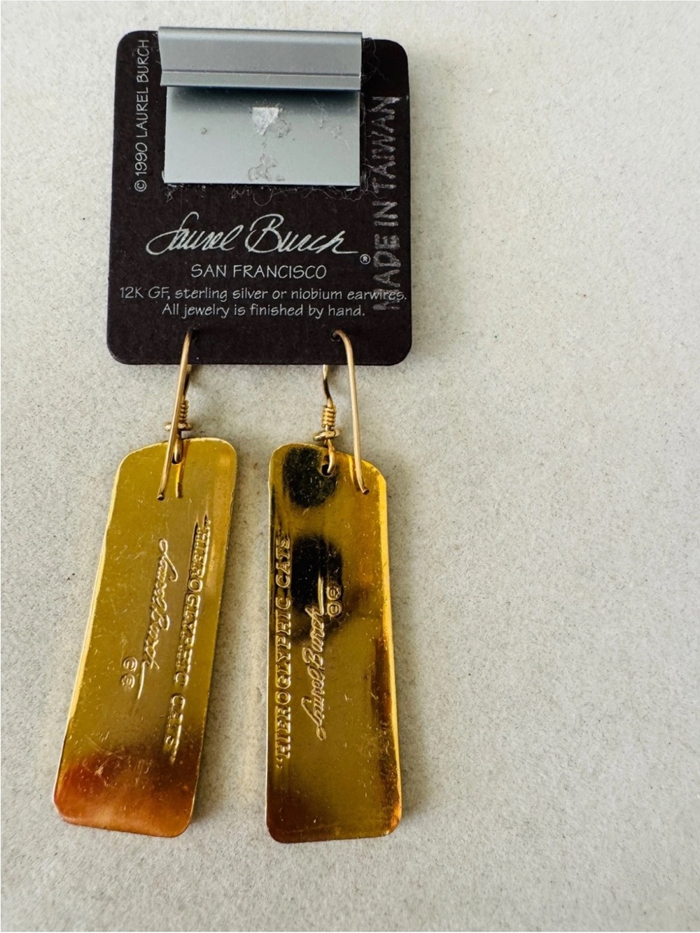 Vintage 1990 Laurel Burch Black HIEROGLYPHIC CATS Pierced Earrings on Orig. Card - Picture 8 of 10